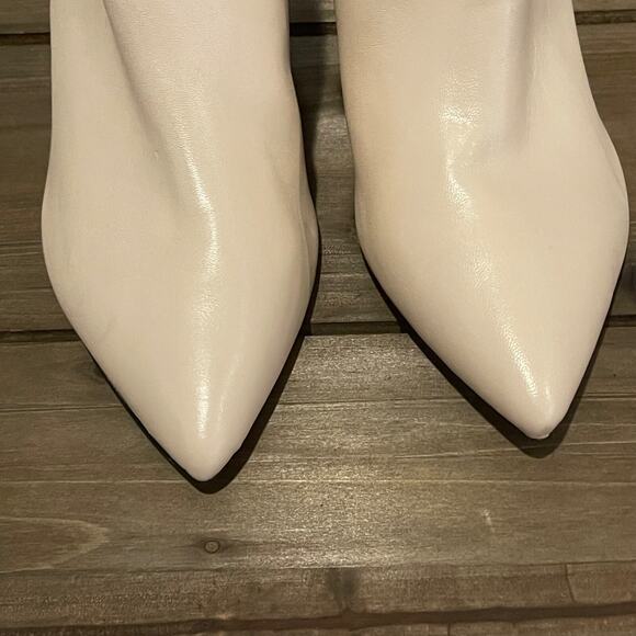 Calvin Klein Women's Feli Ankle Dress Booties Size 7 Beige Pointed Toe Pull On - Picture 4 of 14